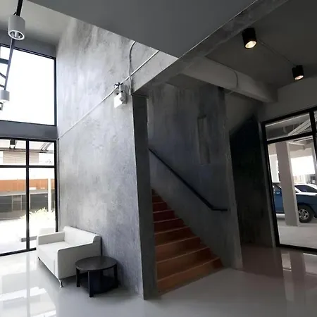 B2 Thippanate Boutique & Budget Hotel-3